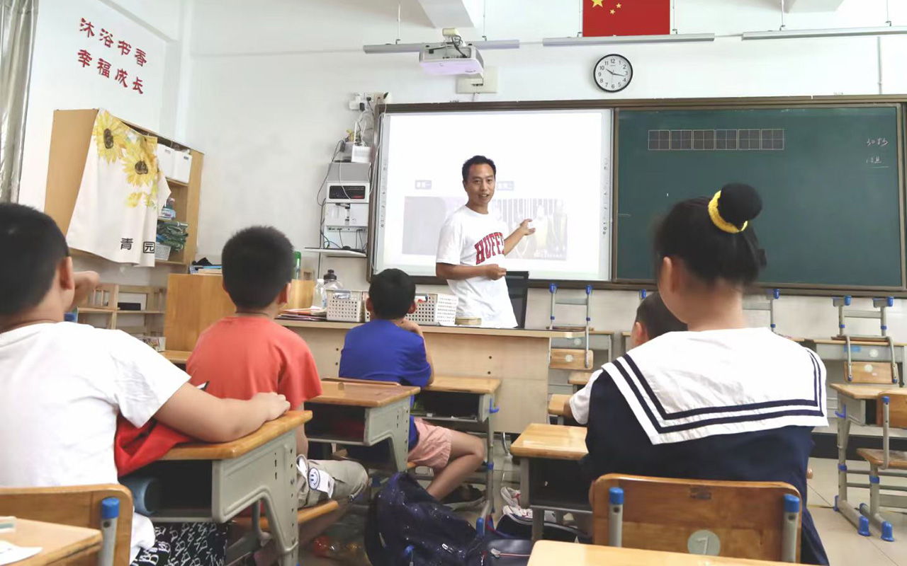 鄂州钟公庙中心小学