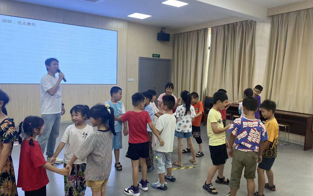 鄂州龙观乡中心学校